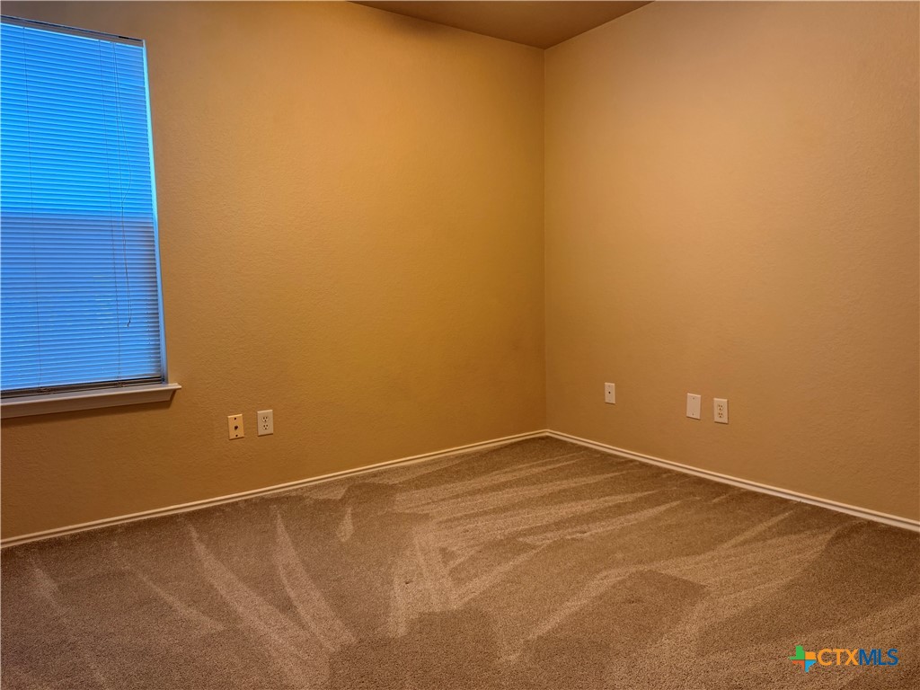 1229 Hilltop Drive