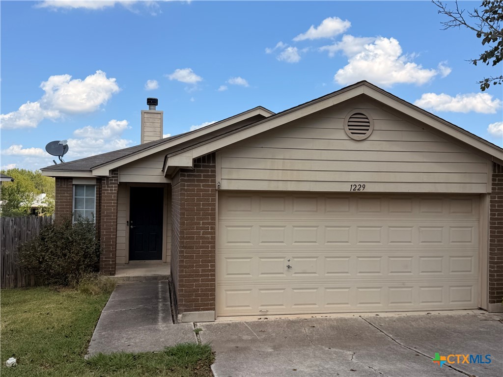 1229 Hilltop Drive