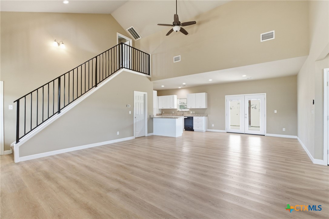 373 Cross Road