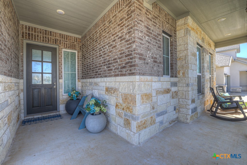 382 Nightshade Trail