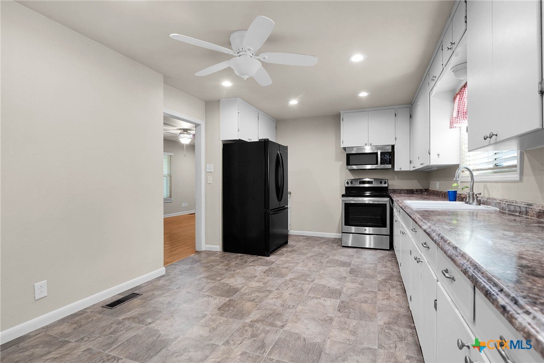 818 Mary Boulevard