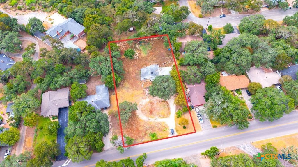 933 Fredericksburg Road
