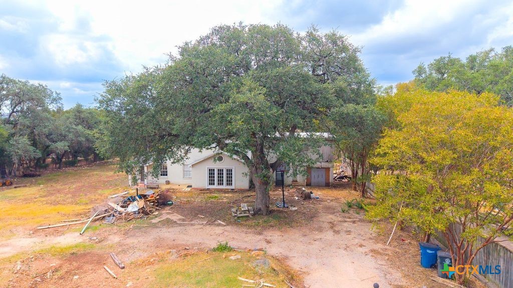 933 Fredericksburg Road