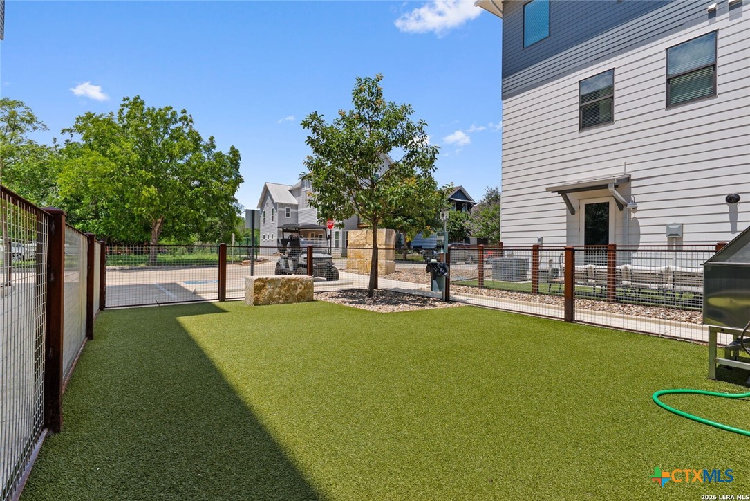 1208 N Academy Avenue 3104