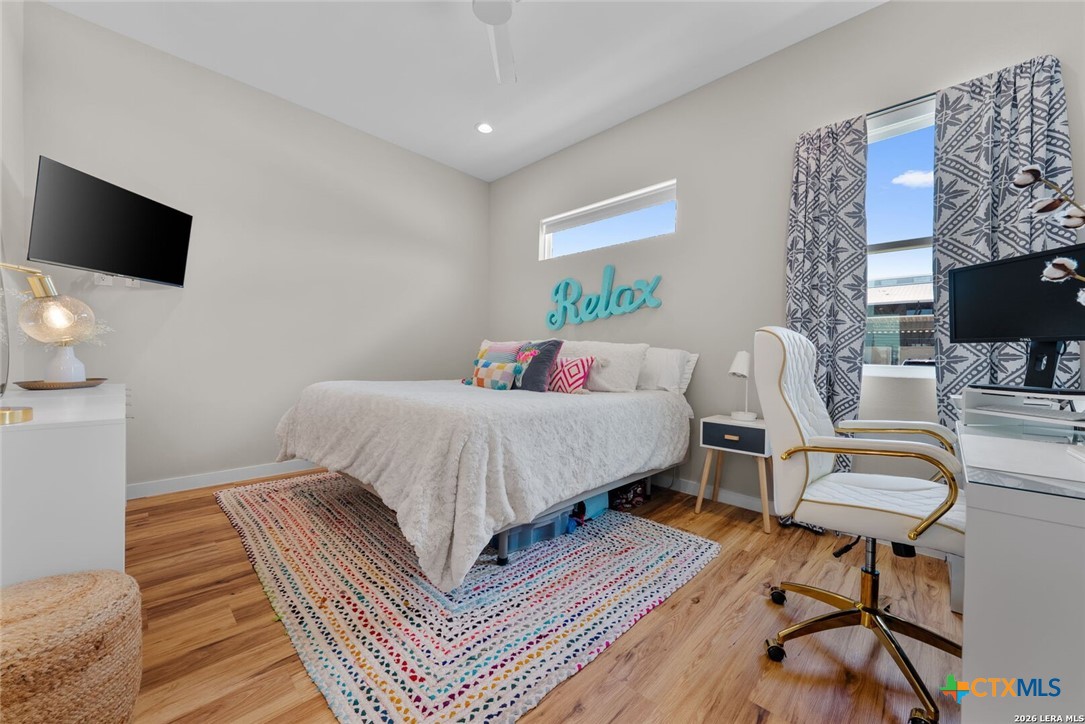 1208 N Academy Avenue 3104