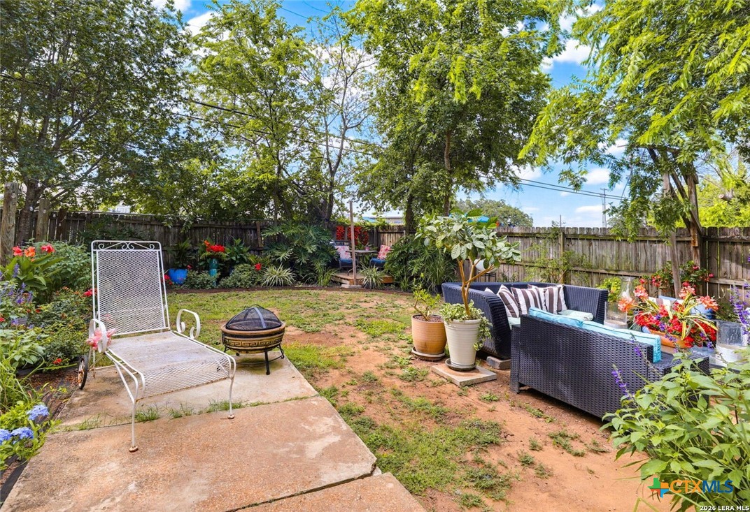 1502 Eichen Road