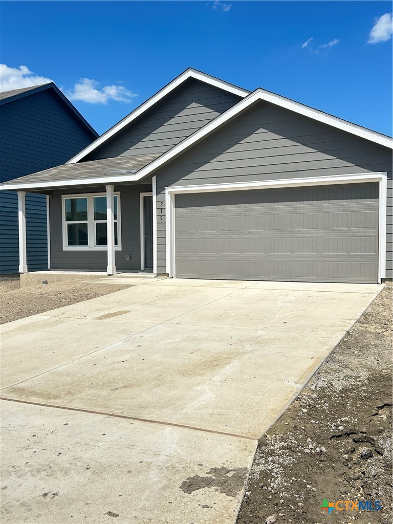819 Summit Terrace