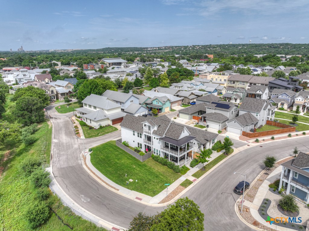 605 Creekside Common