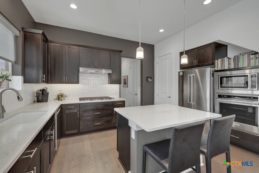 605 Creekside Common