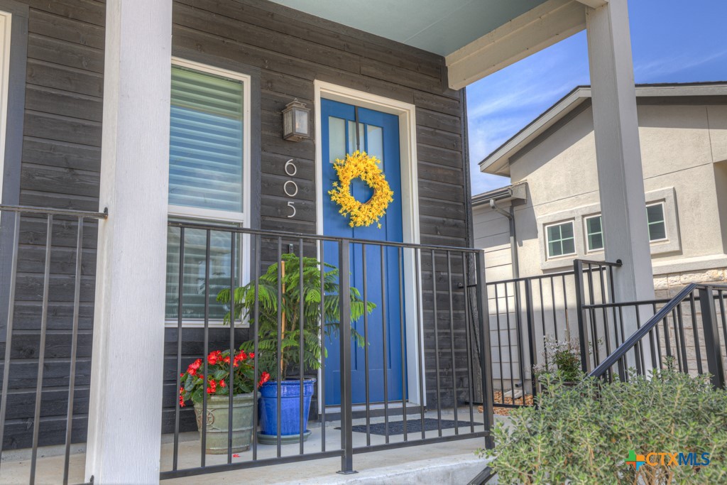 605 Creekside Common