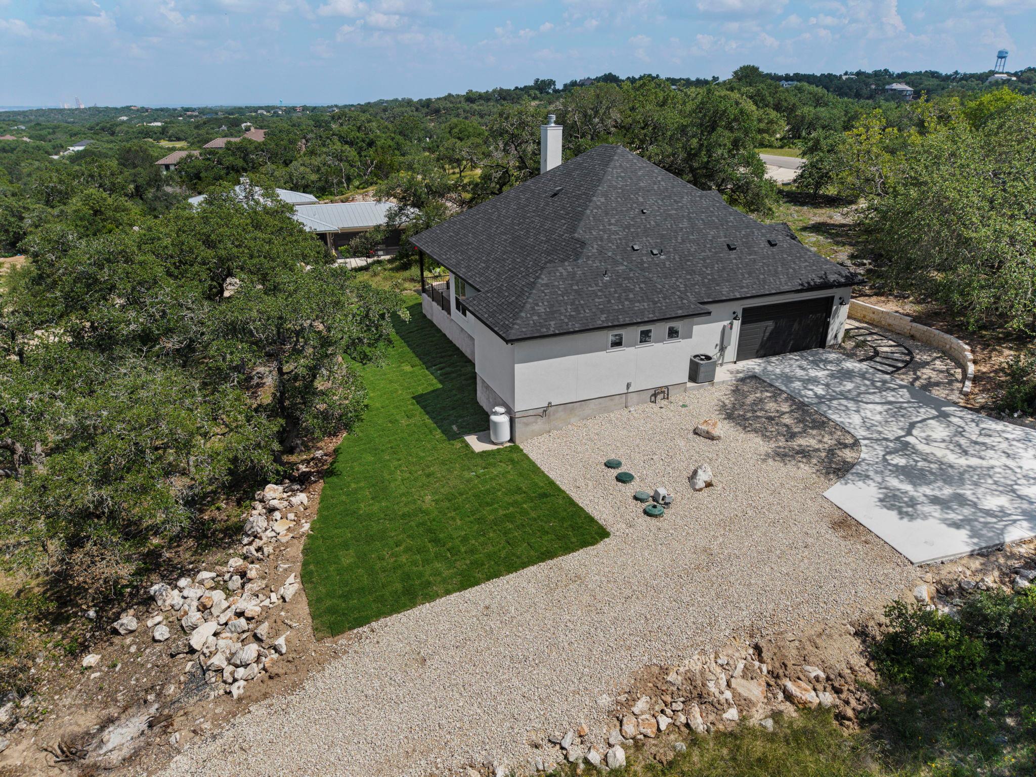 375 Shady HOLW