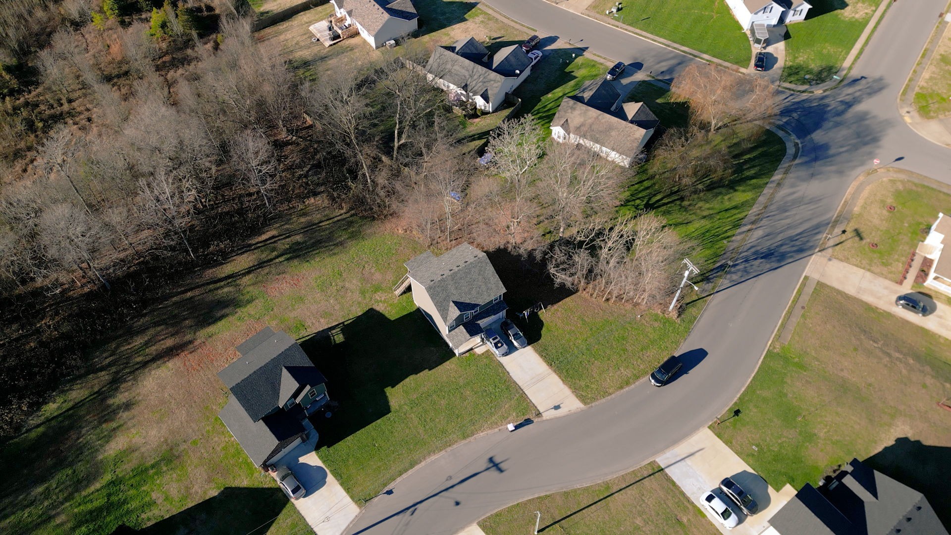 3588 Aurora Dr