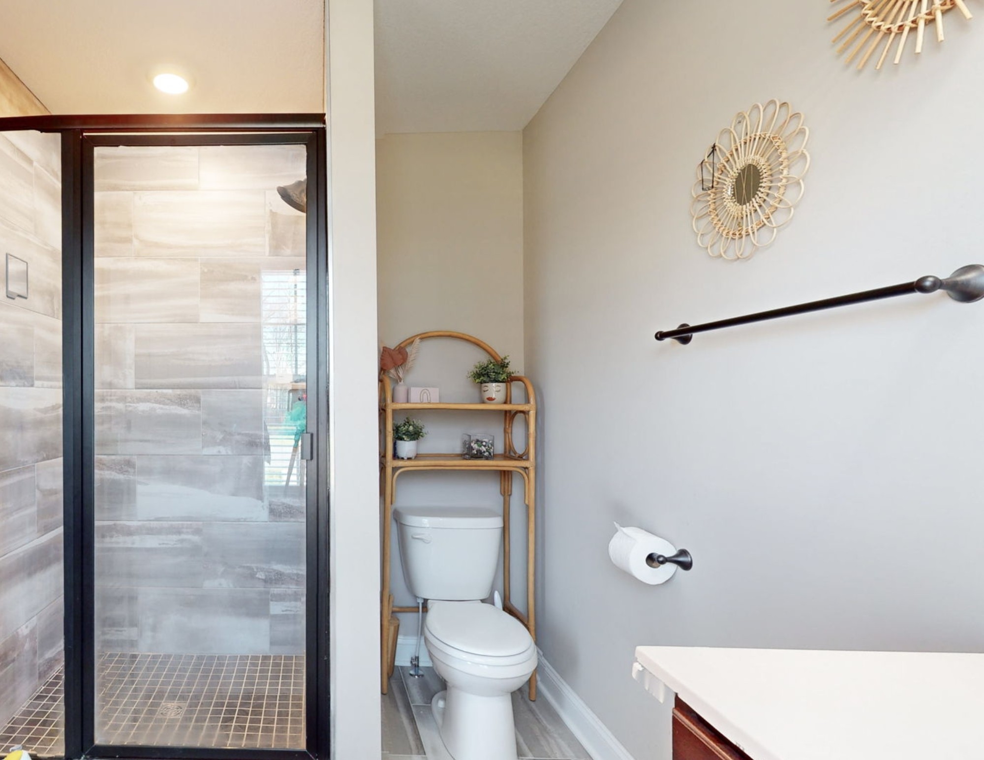 3588 Aurora Dr