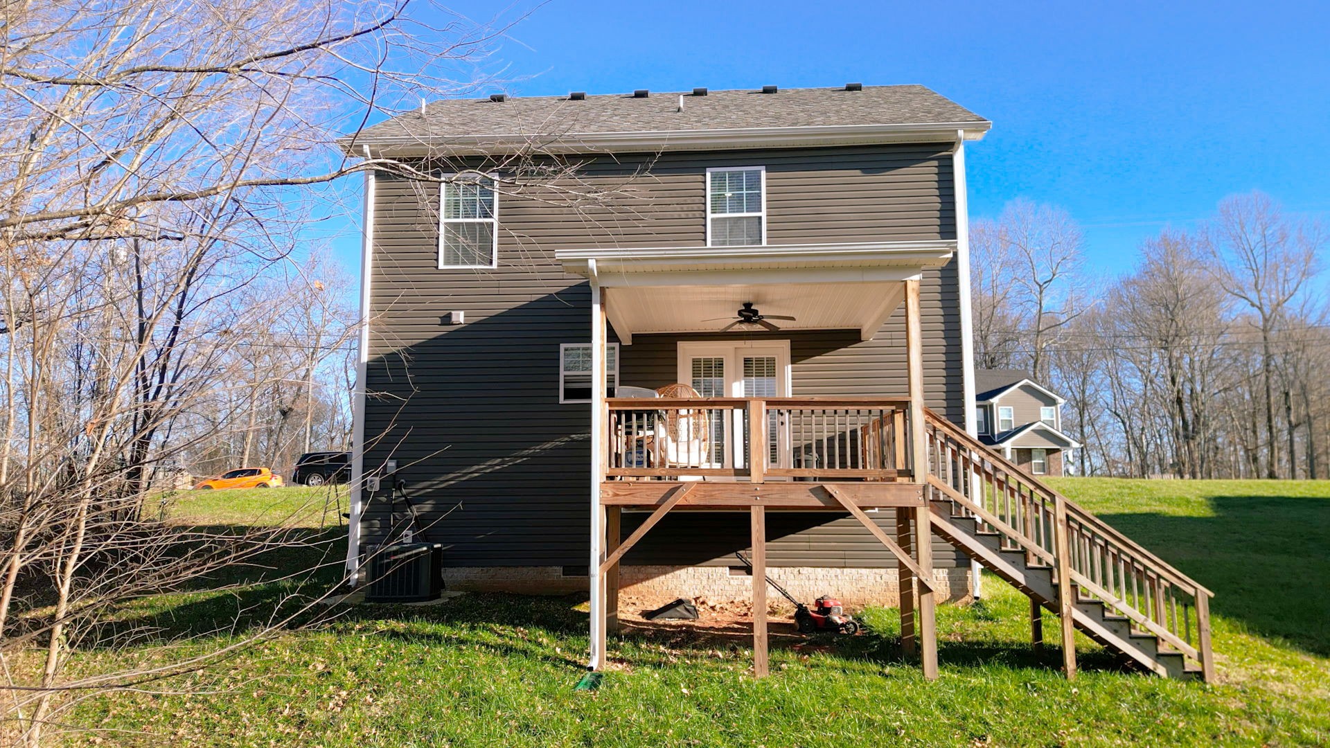 3588 Aurora Dr
