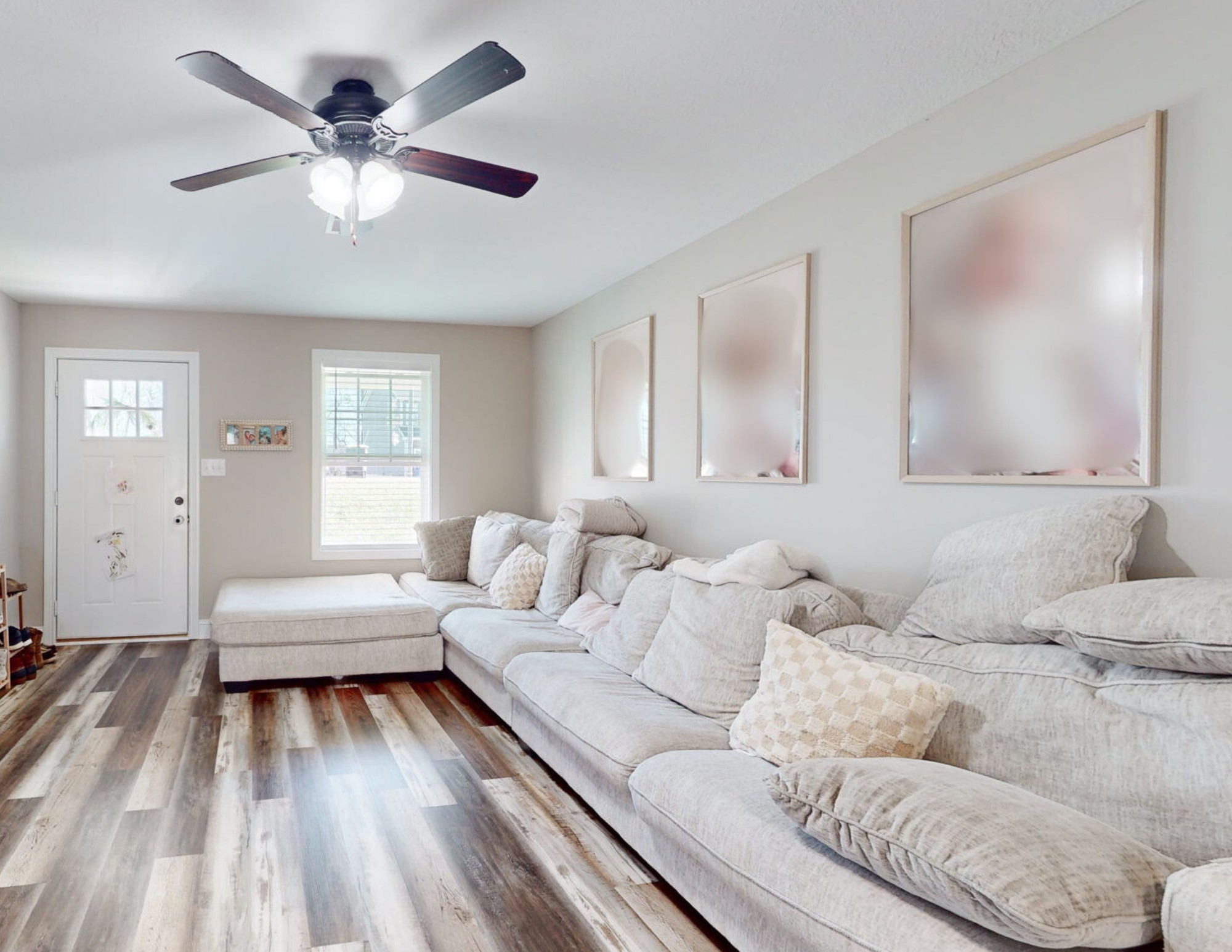 3588 Aurora Dr