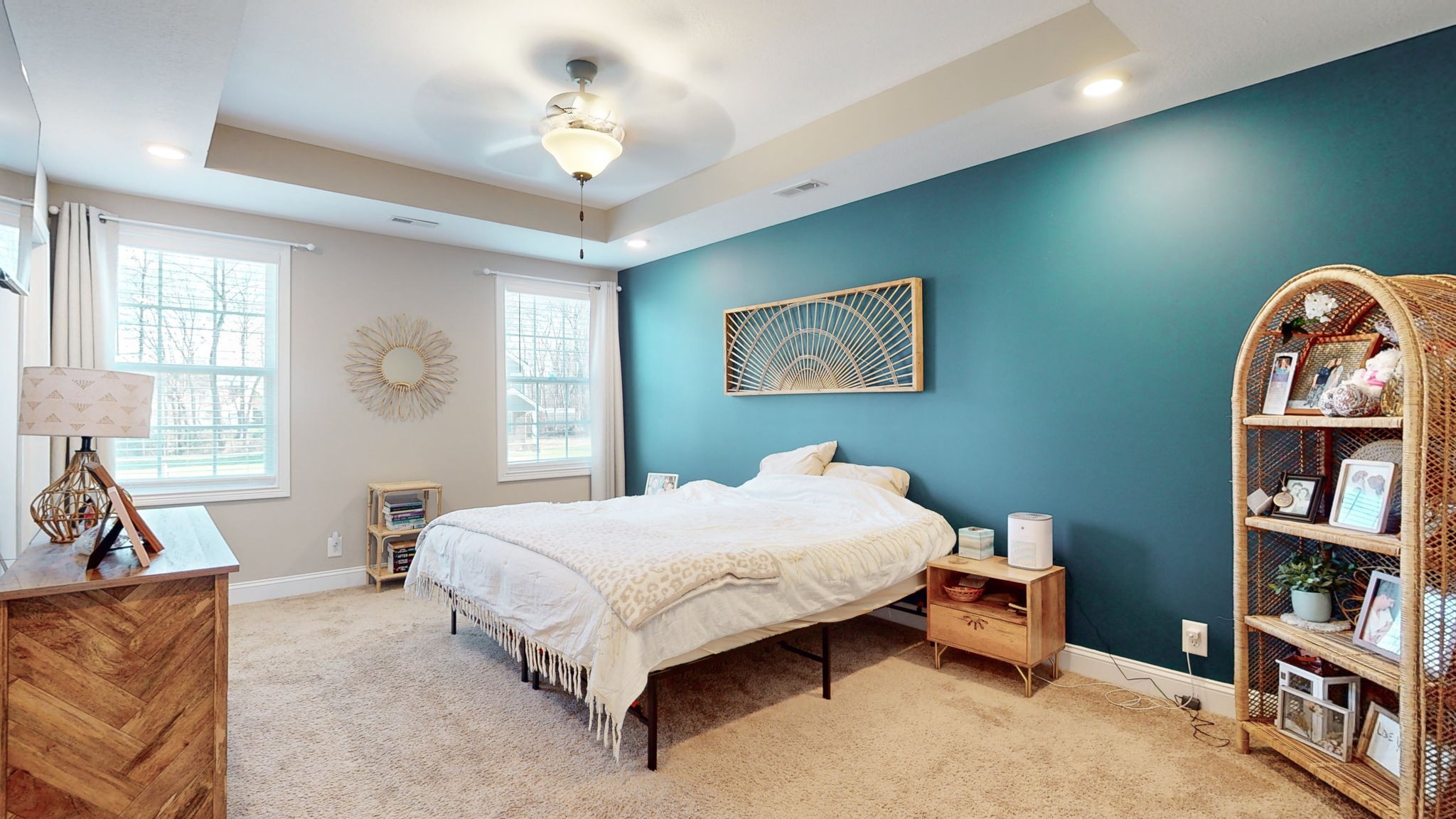 3588 Aurora Dr