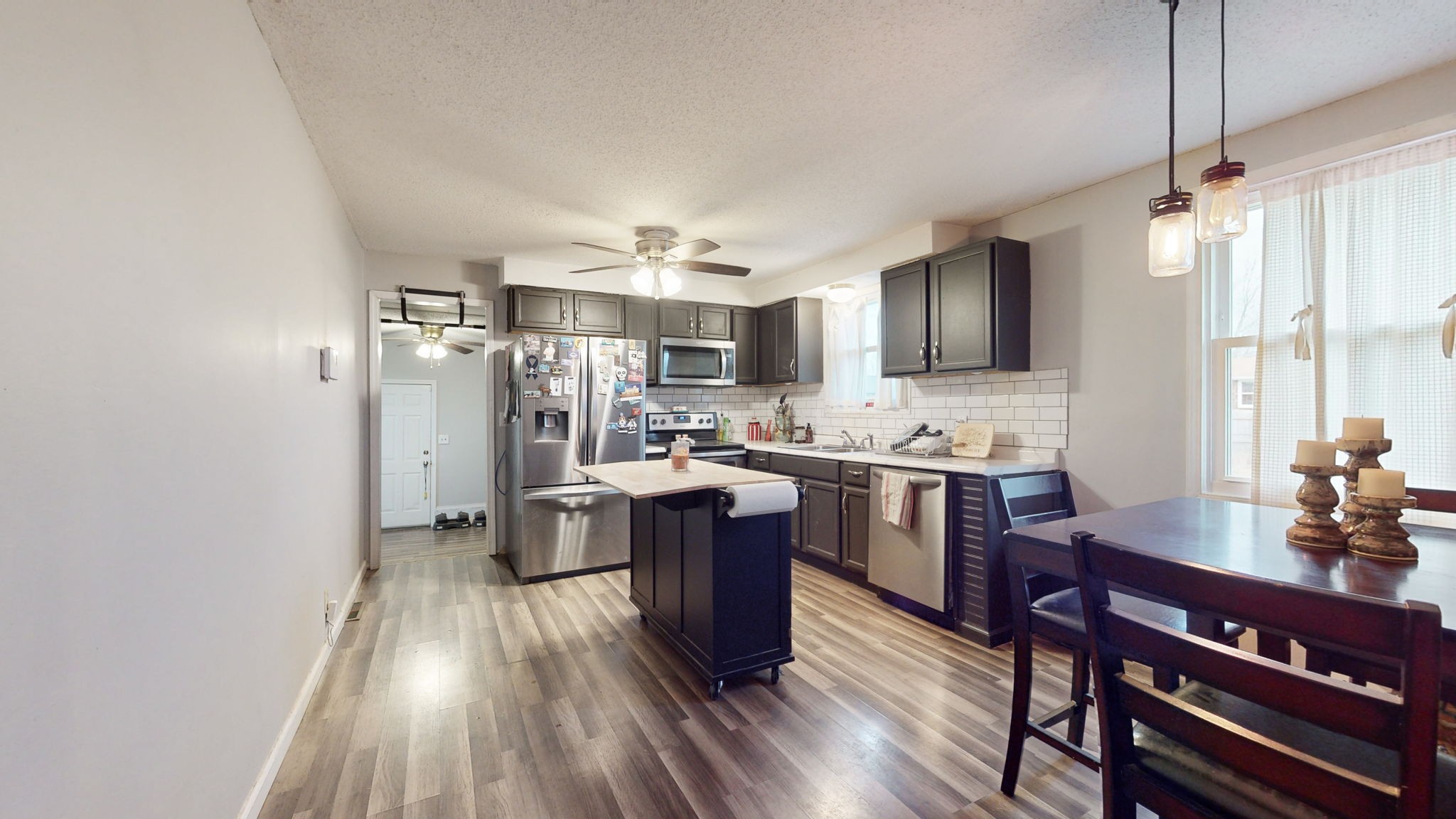 215 Aster Dr