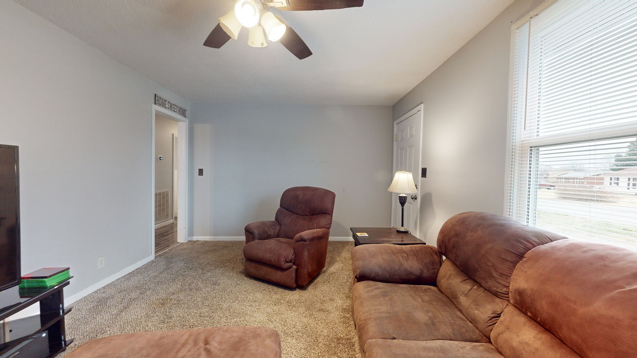 215 Aster Dr