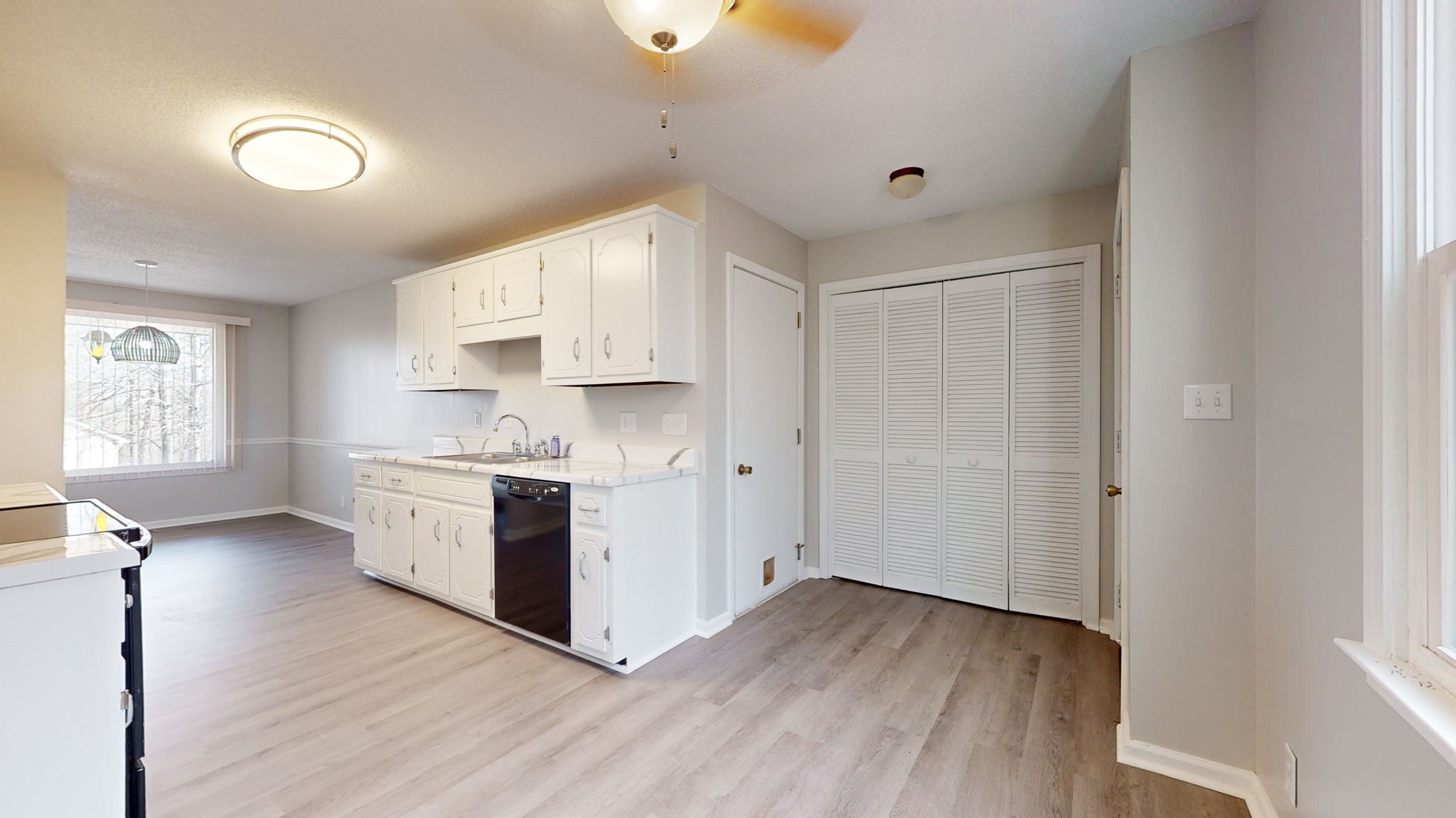 405 Sarah Dr