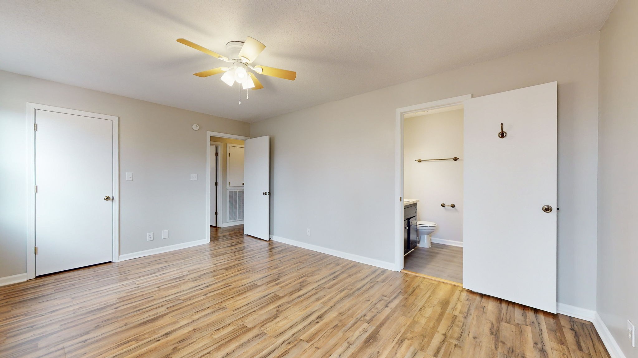 405 Sarah Dr