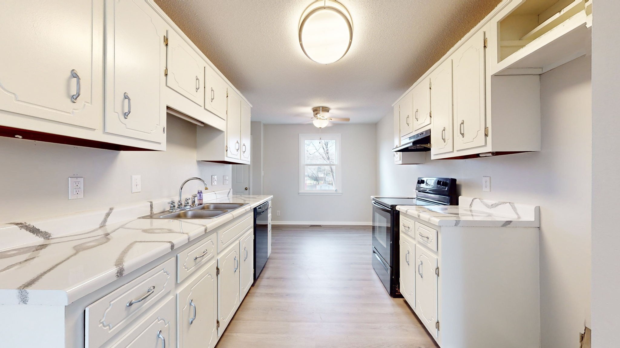 405 Sarah Dr