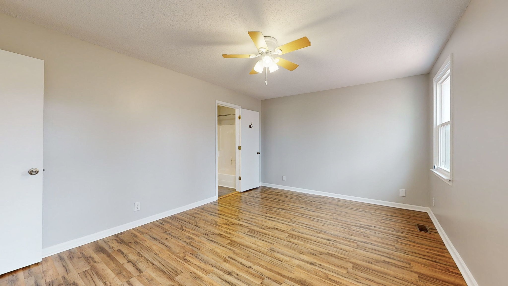 405 Sarah Dr