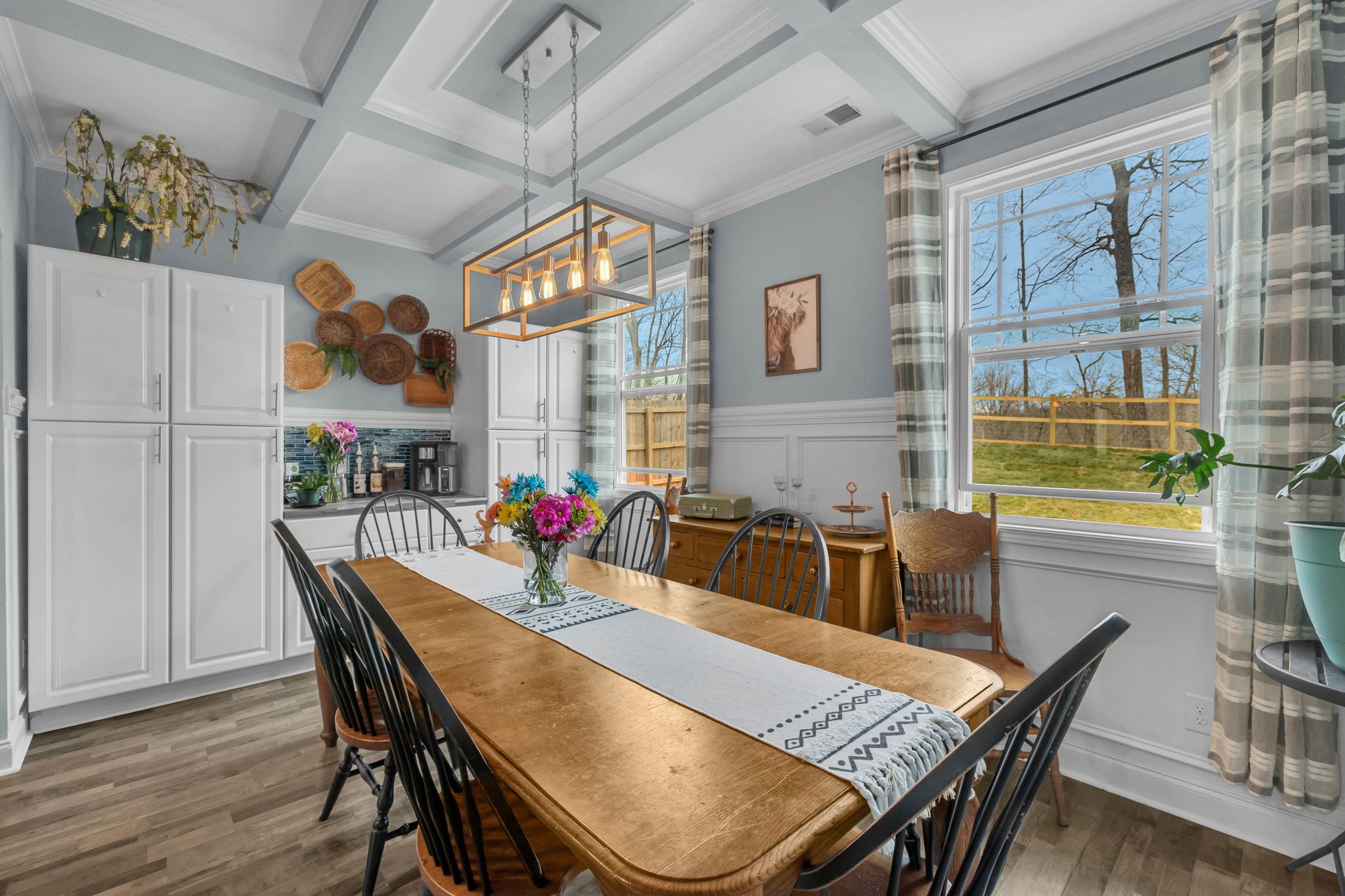 1096 Black Oak Cir