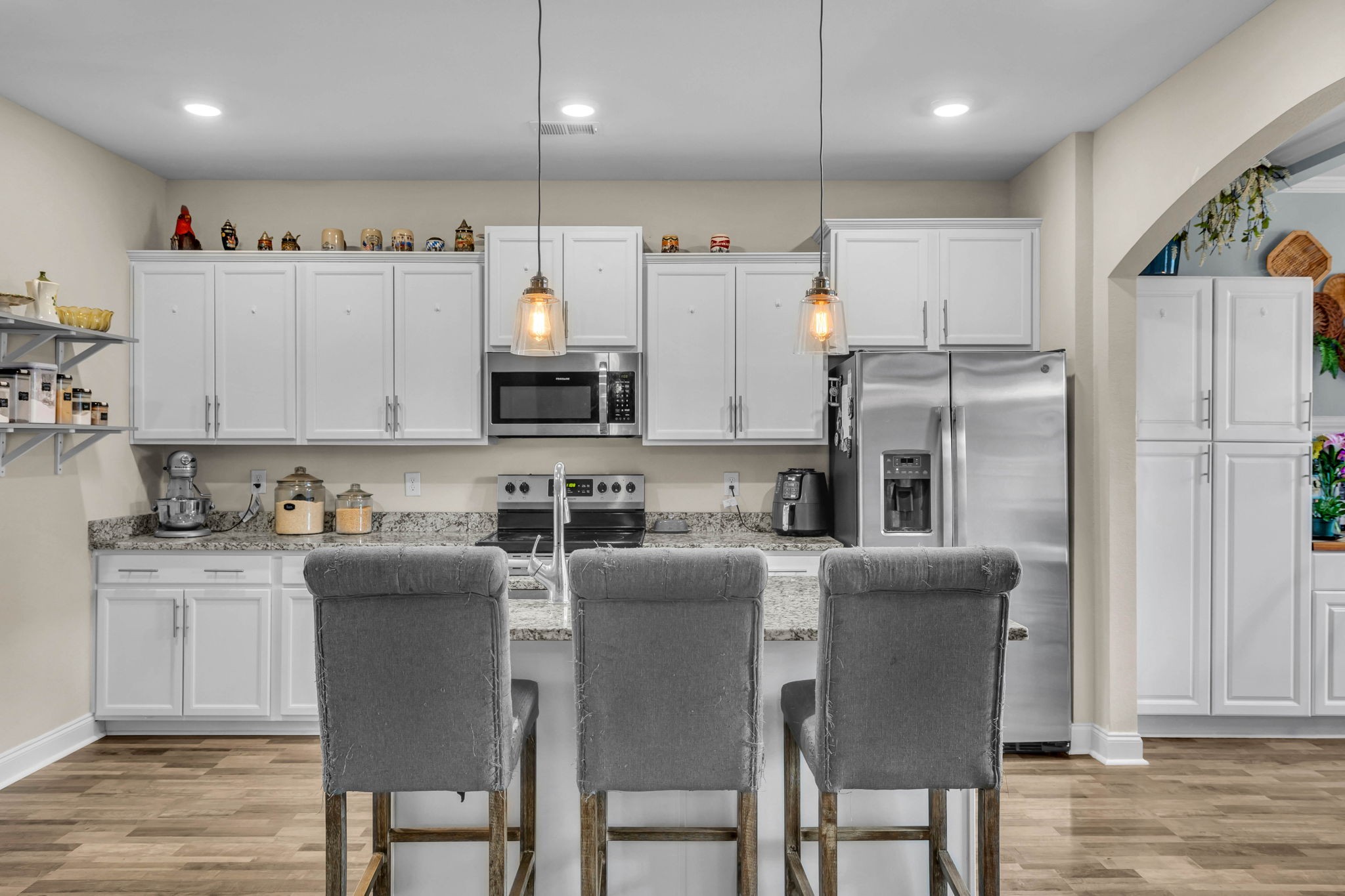 1096 Black Oak Cir