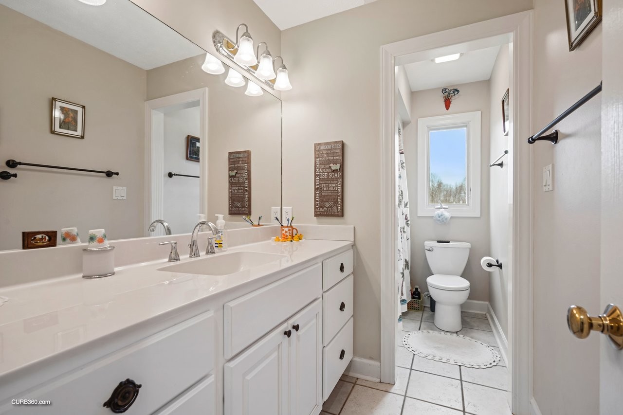 3055 Quisenberry Ln