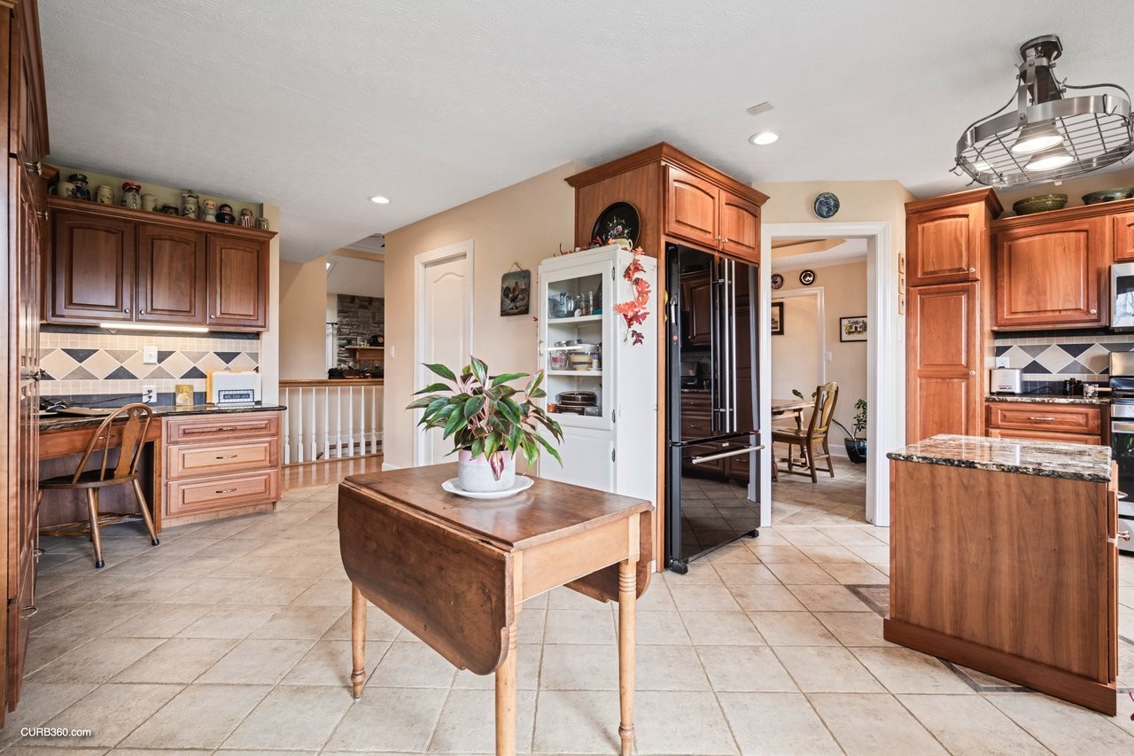 3055 Quisenberry Ln