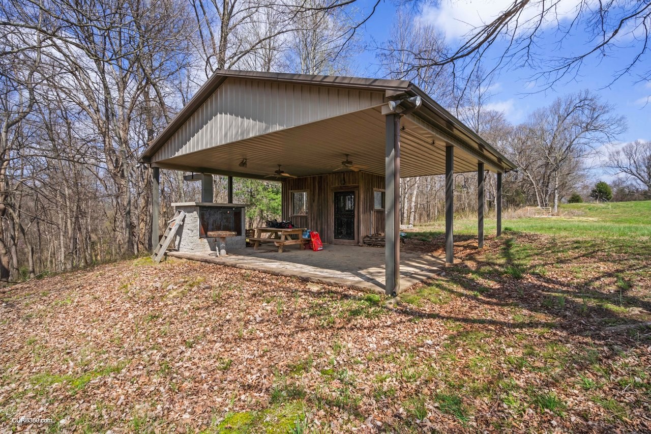 3055 Quisenberry Ln