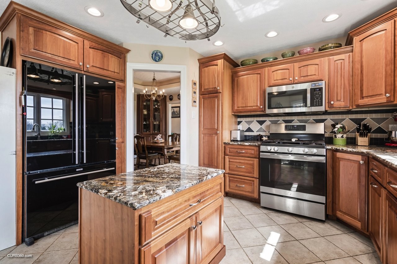 3055 Quisenberry Ln