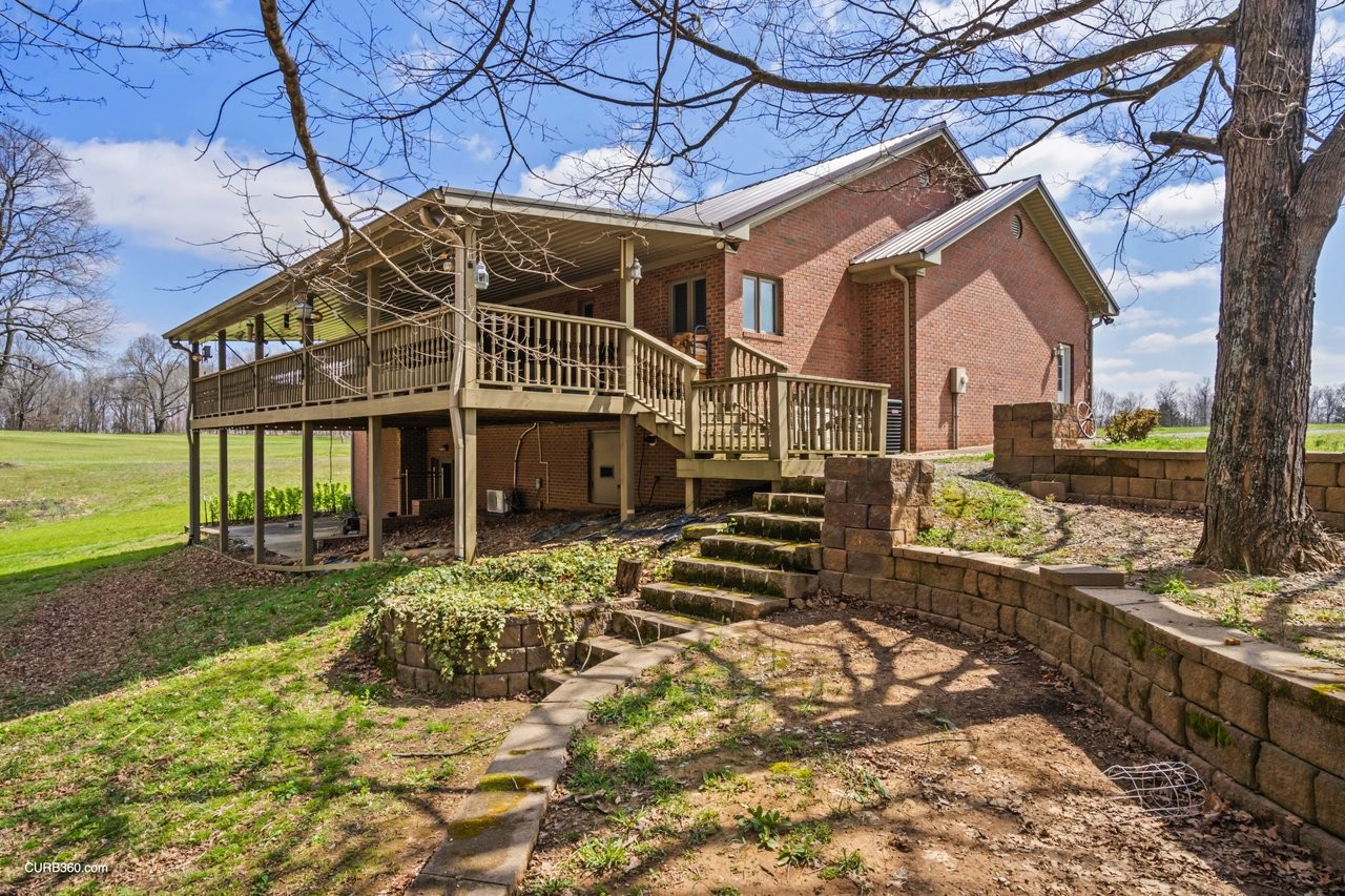 3055 Quisenberry Ln