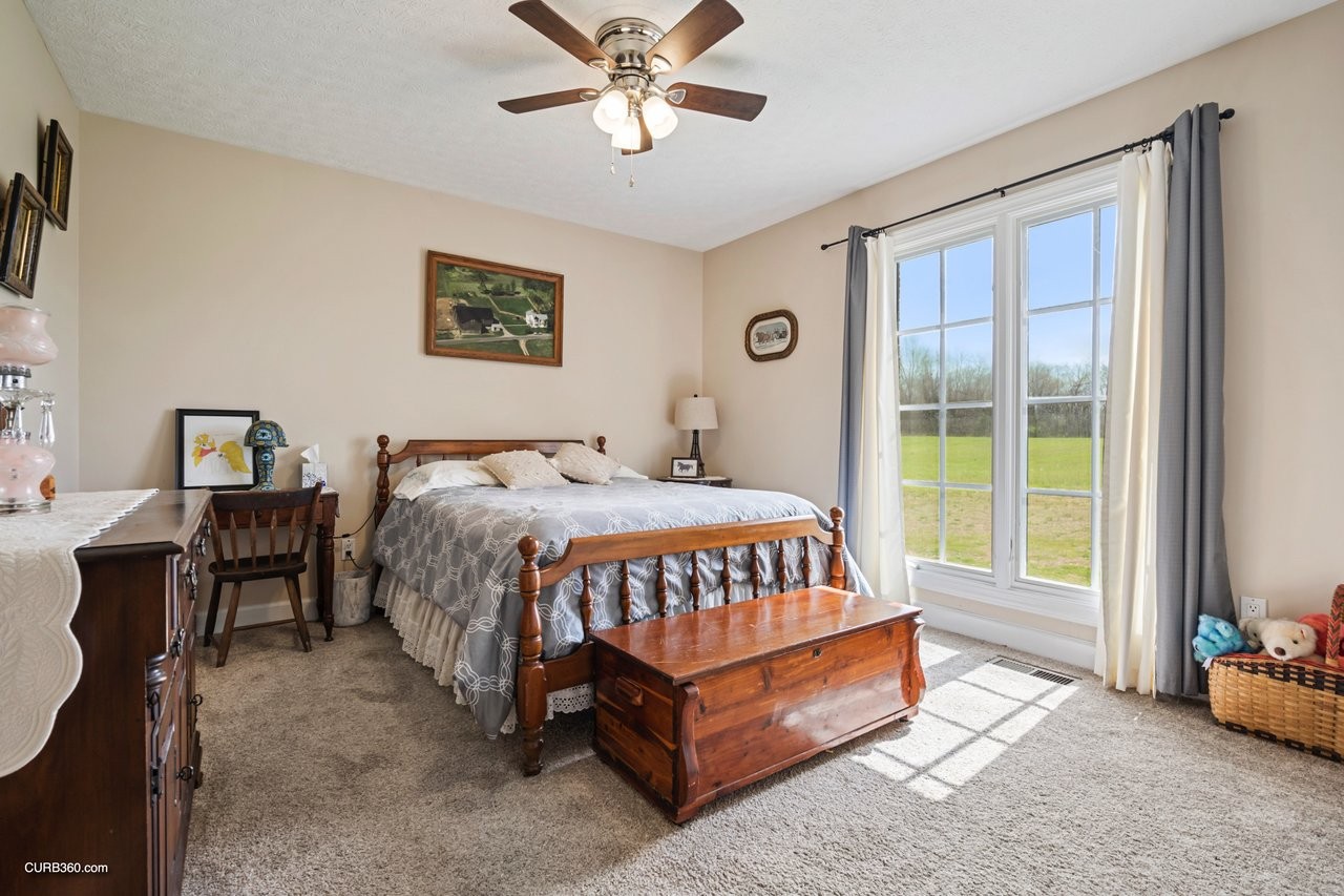 3055 Quisenberry Ln