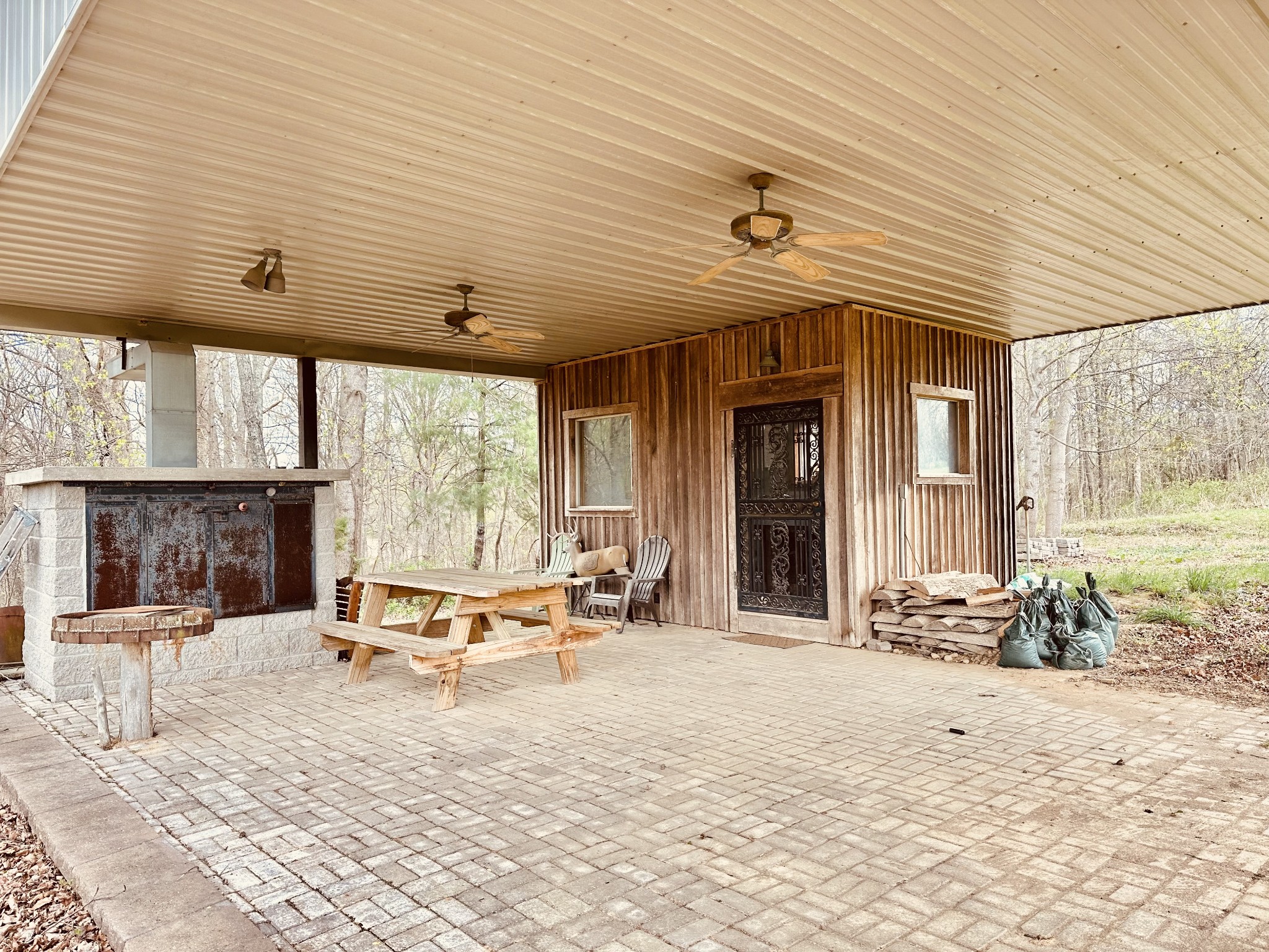 3055 Quisenberry Ln