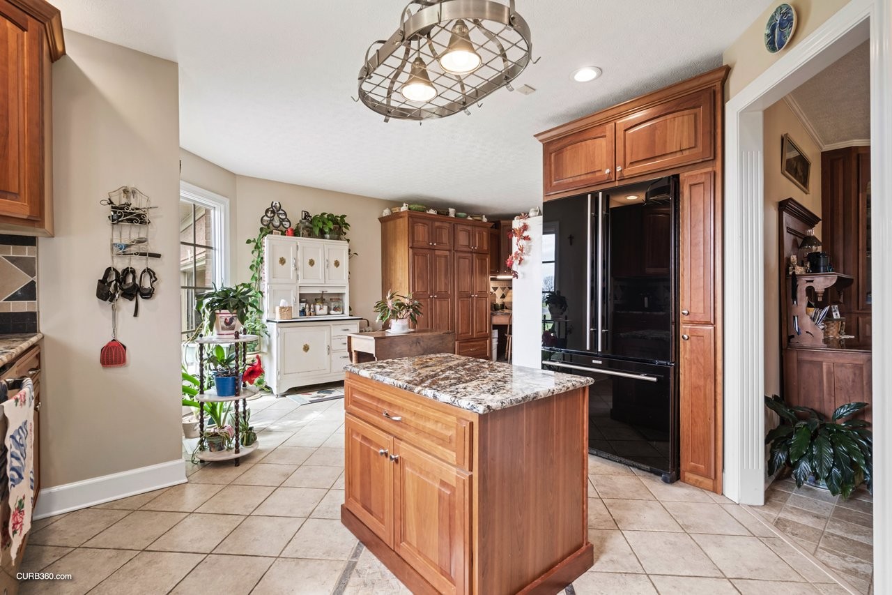 3055 Quisenberry Ln