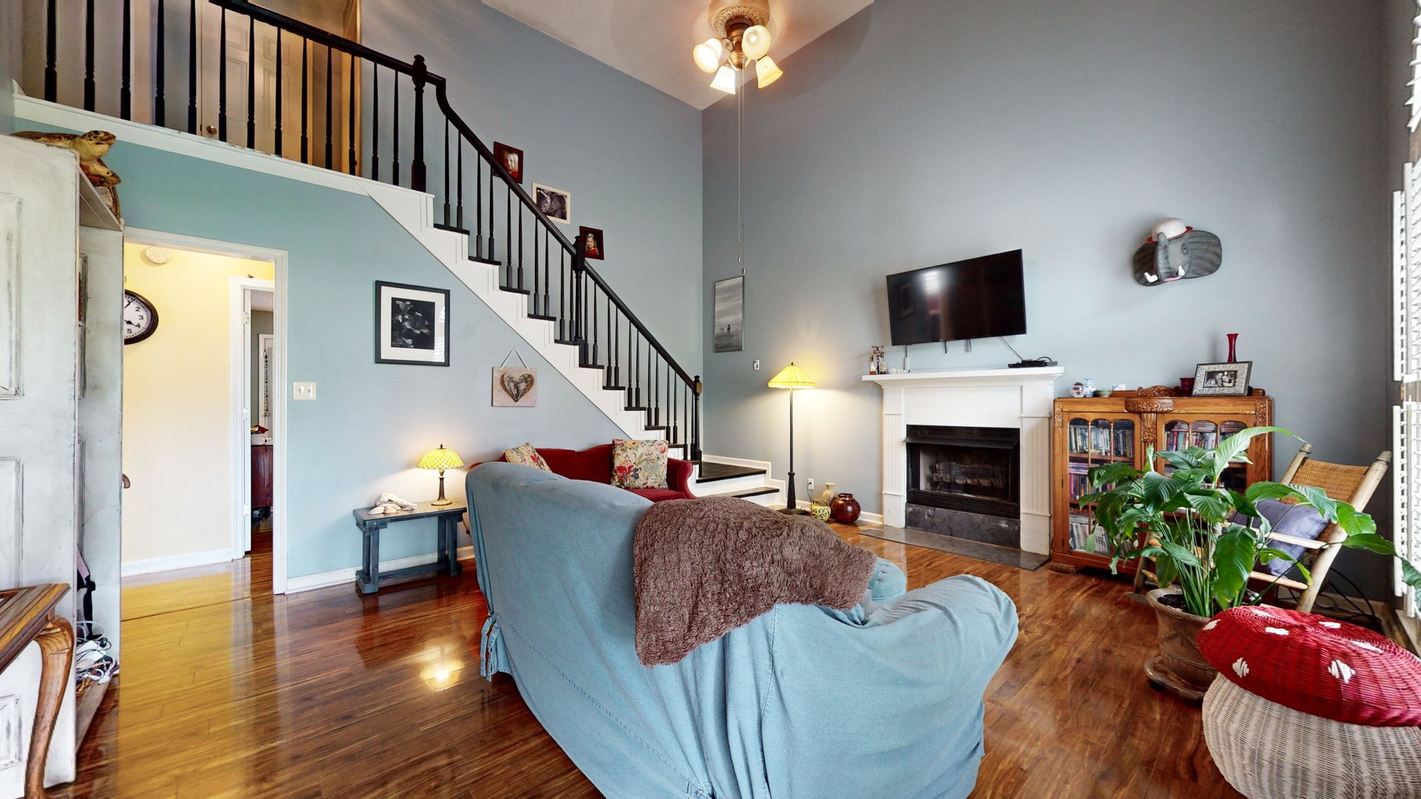 2213 Ladd Dr