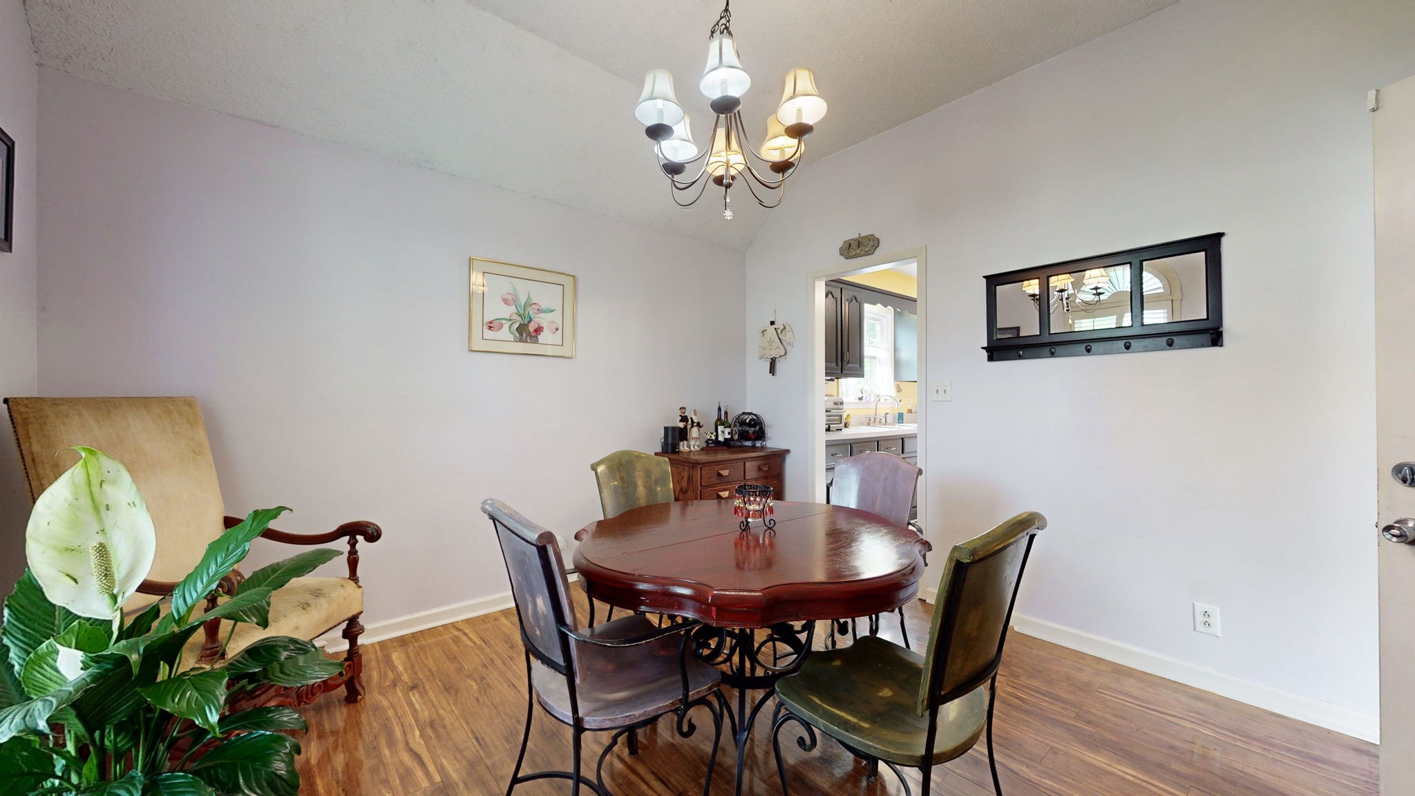 2213 Ladd Dr
