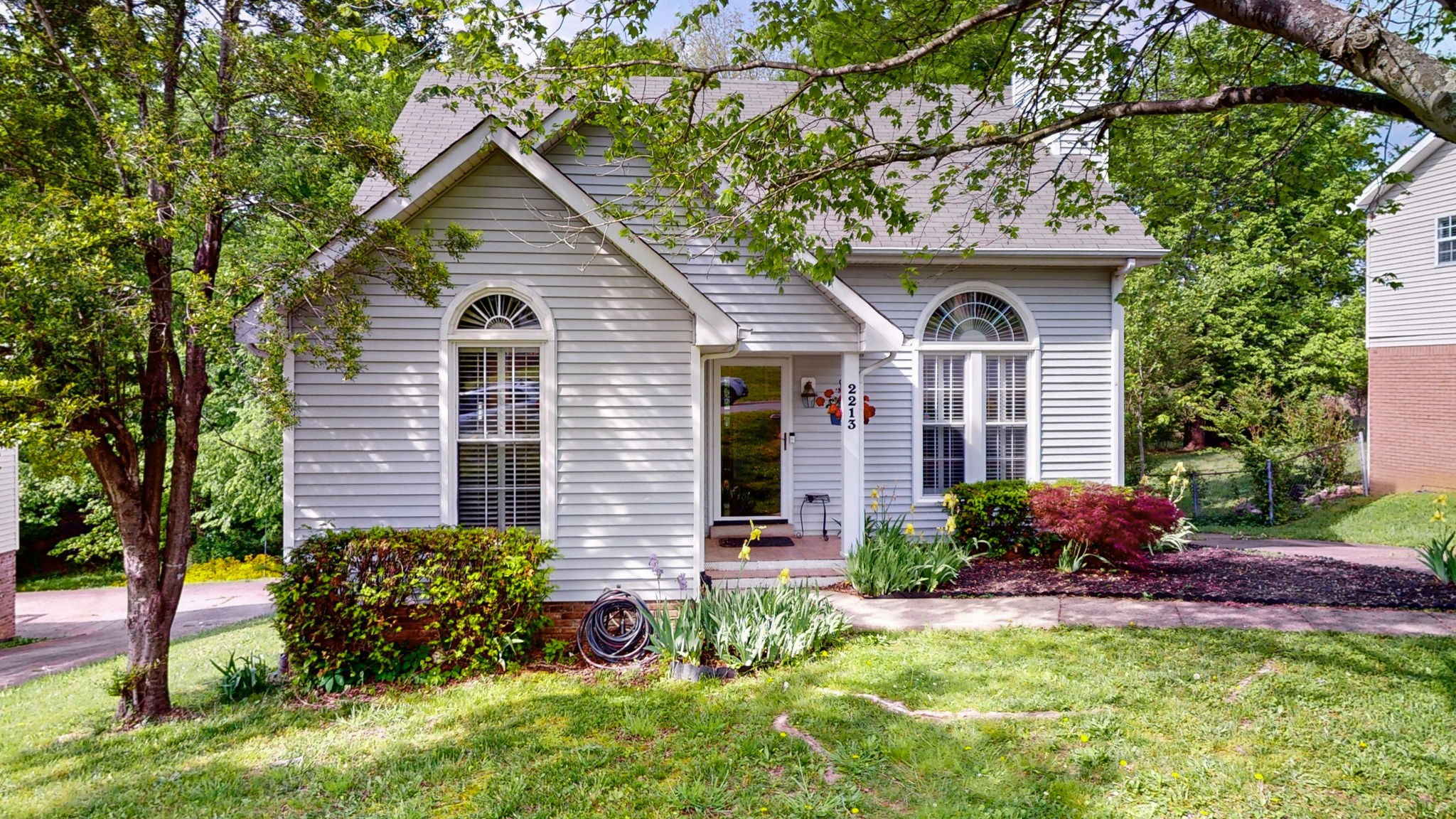 2213 Ladd Dr
