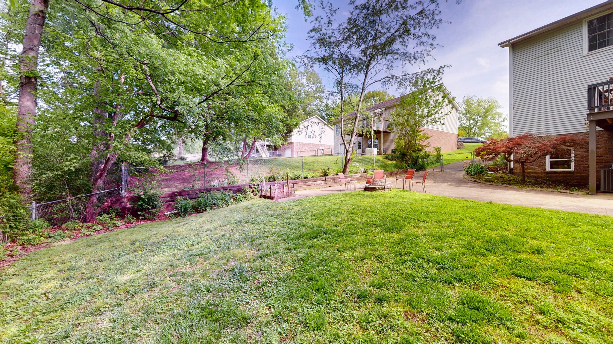 2213 Ladd Dr