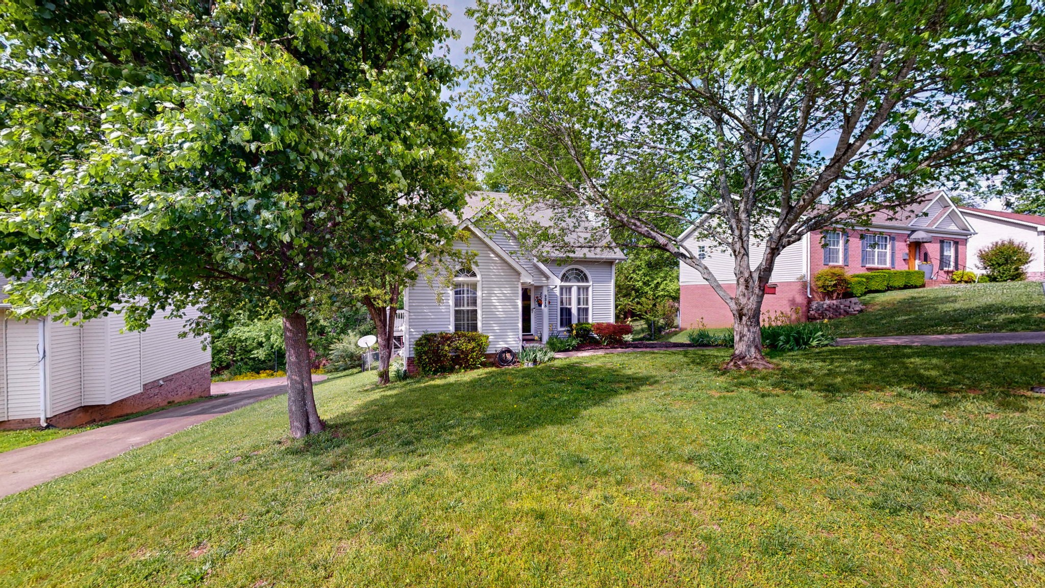 2213 Ladd Dr