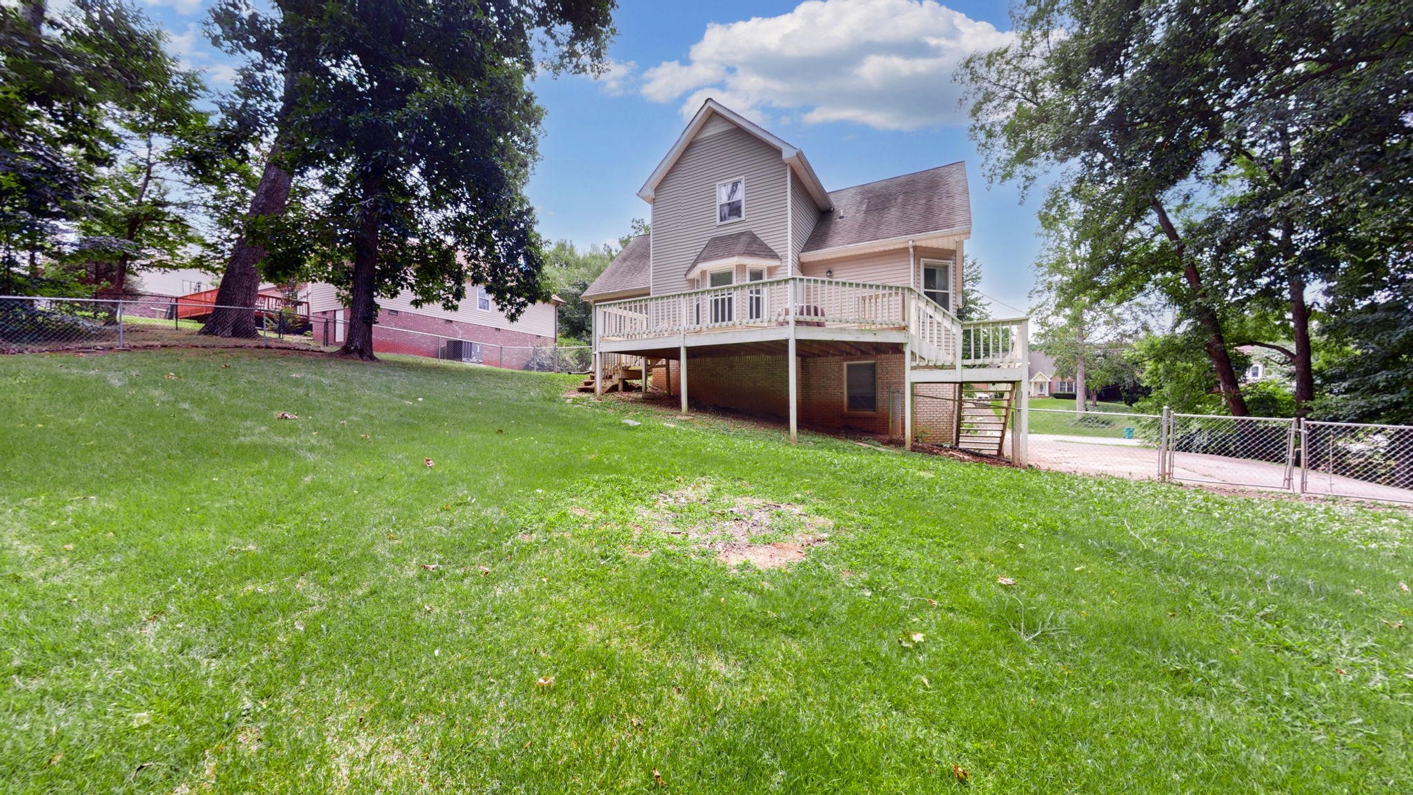 3510 Clearwater Dr