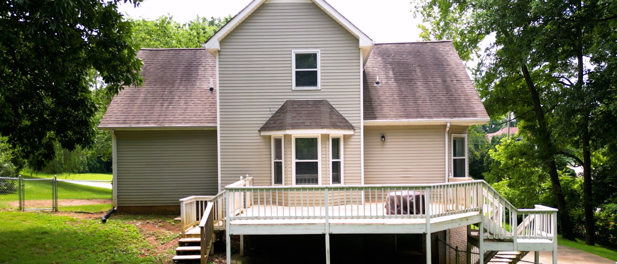 3510 Clearwater Dr