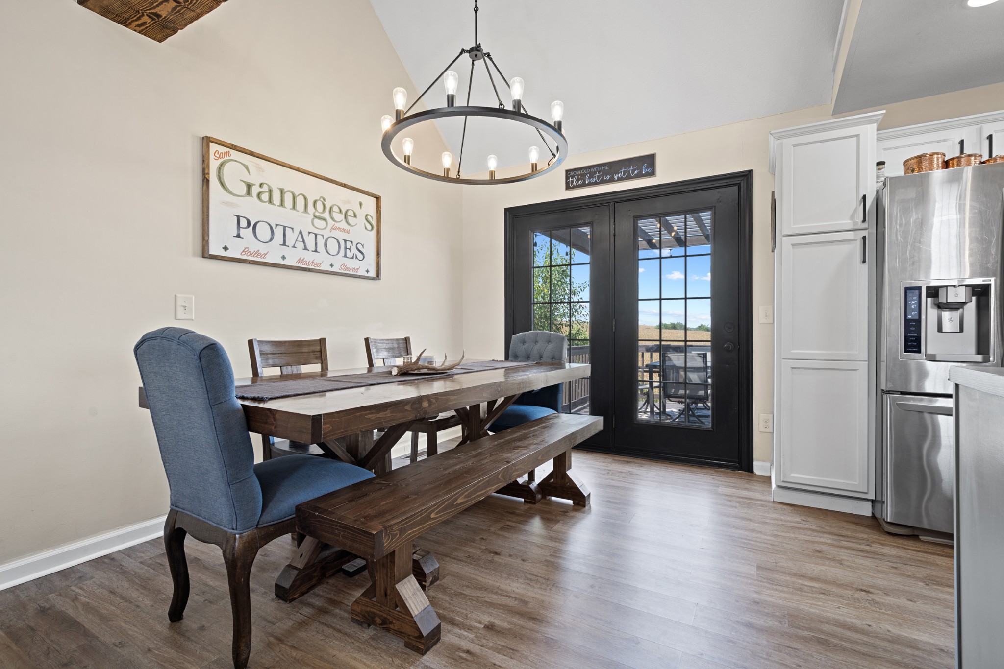 3482 Melrose Dr