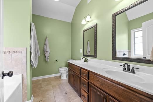 734 Sleek Fox Dr