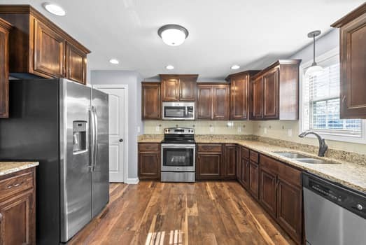 734 Sleek Fox Dr