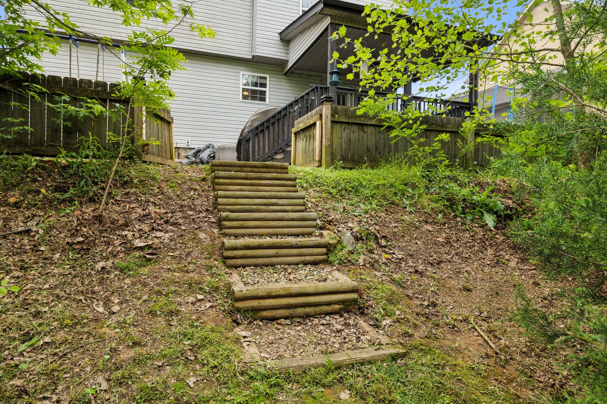 435 Leslie Wood Dr