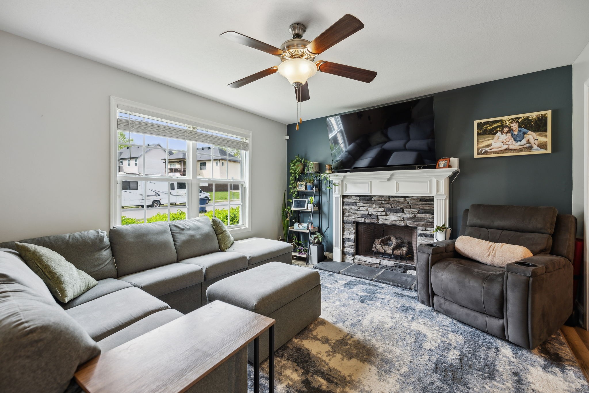 435 Leslie Wood Dr