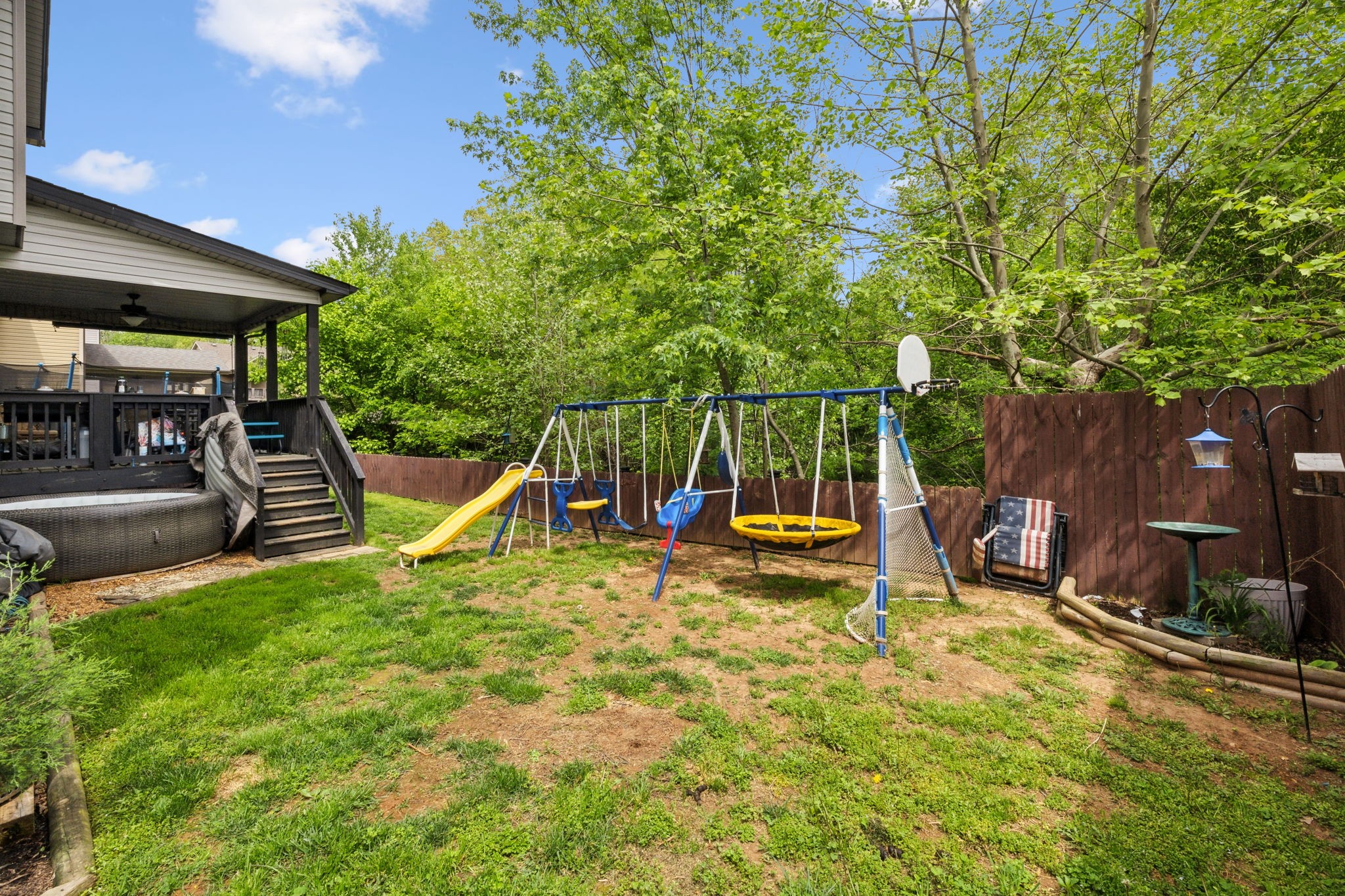 435 Leslie Wood Dr