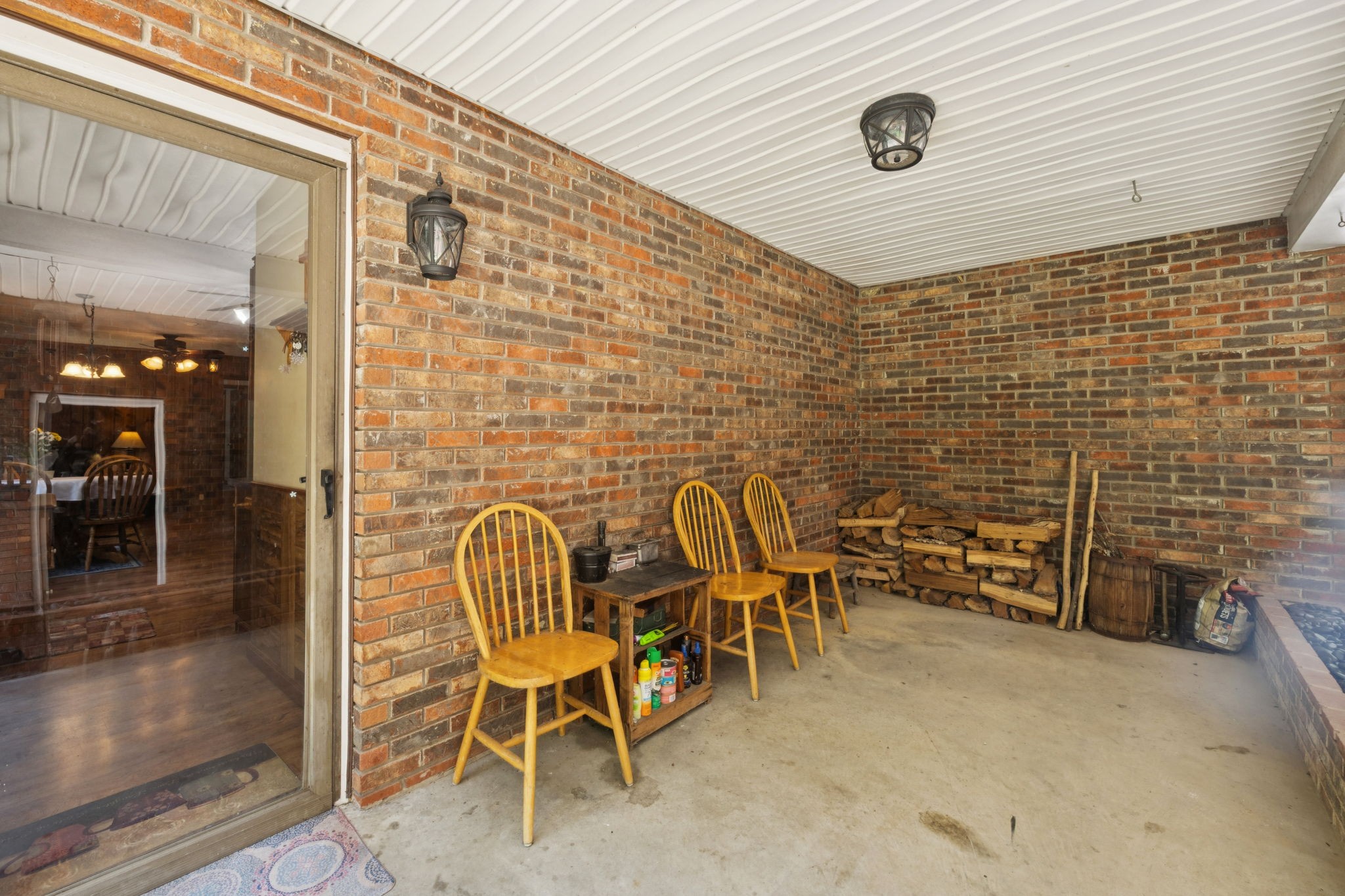 3375 Highway 49, W